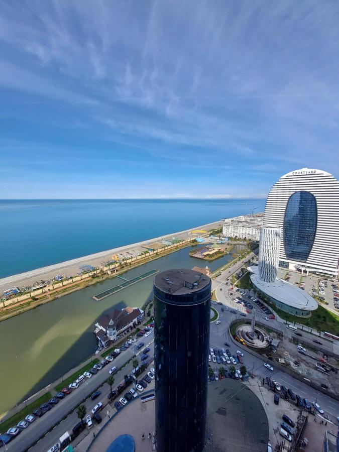 Apartamento Номера На Высоких Этажах 24,31 Batumi Exterior foto