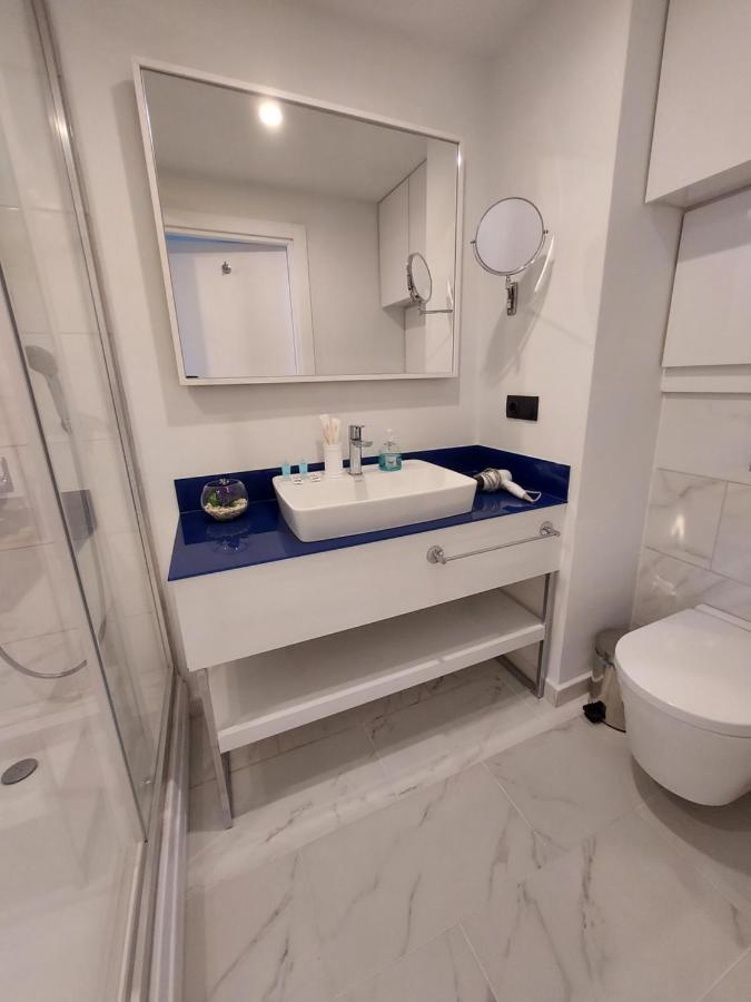 Apartamento Номера На Высоких Этажах 24,31 Batumi Exterior foto